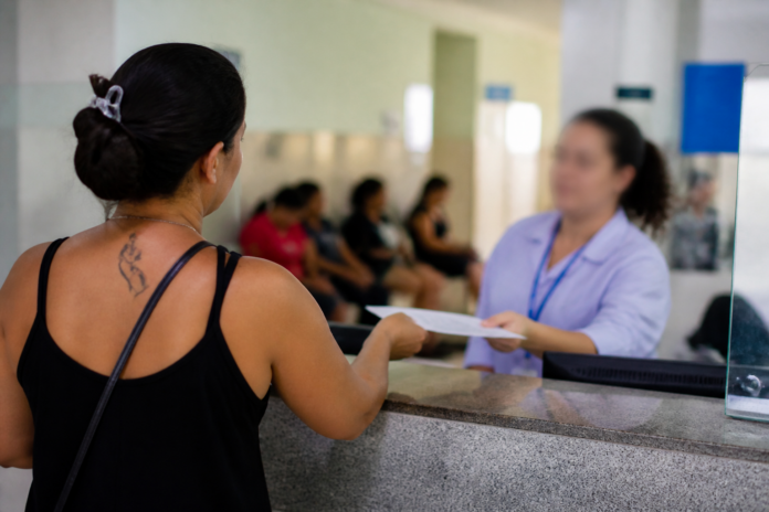Colombo amplia atendimento à mulher no Outubro Rosa