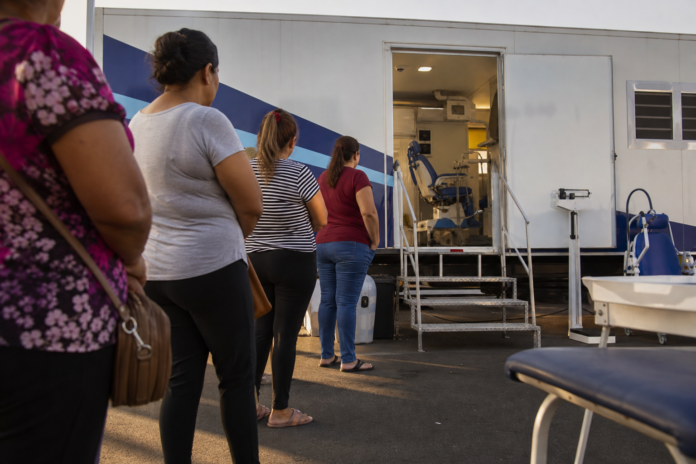 Carreta Saúde da Mulher atende em Guarapuava até 17 de outubro