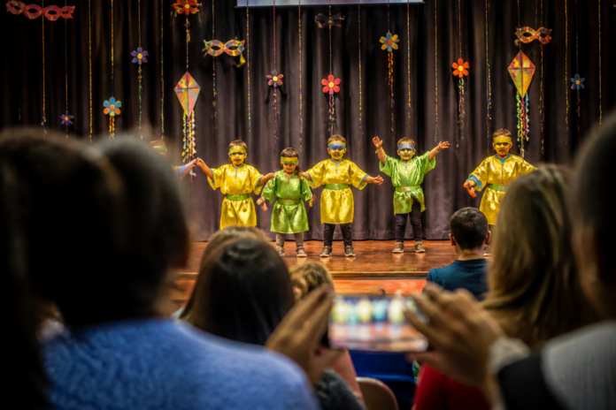 Arapongas agenda festas e apresentações para o mês da criança em outubro