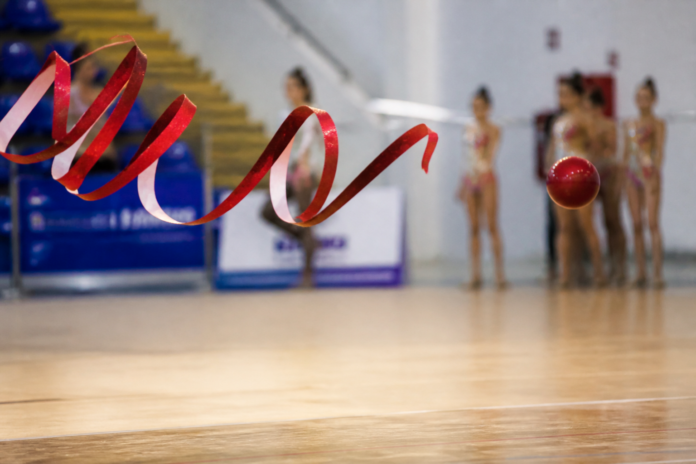 Ginástica rítmica lota ginásio em Marechal Cândido Rondon nesta quarta-feira