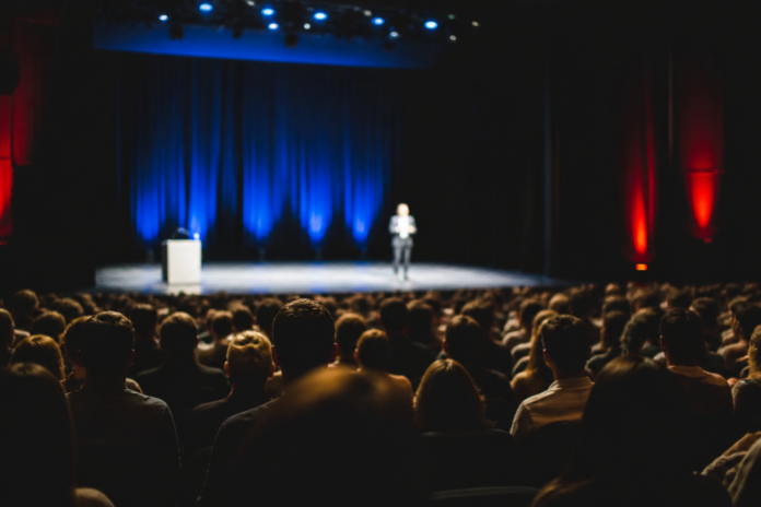 Festival de Teatro de Campo Mourão abre inscrições, evento ocorre de 16 a 24 de outubro
