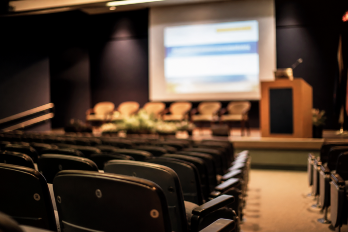 Empreende Week Summit encerra 10ª edição em Campo Mourão com painéis de inovação e educação