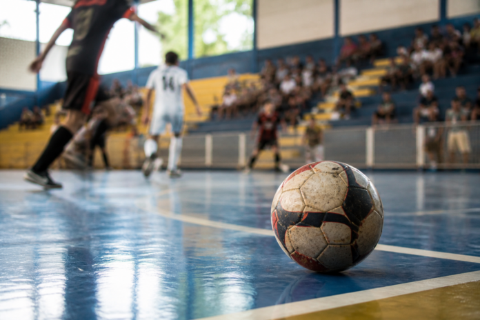 Campo Mourão enfrenta Pato Basquete pela final do Paranaense de basquete