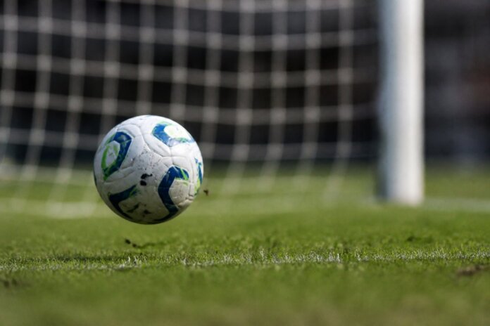 Real/Arena Debus e Armazém Basi dividem liderança do Grupo B do Municipal 2026