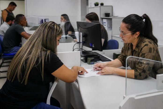 Castro abre consulta pública para atualizar lei de assistência social até 30 de outubro