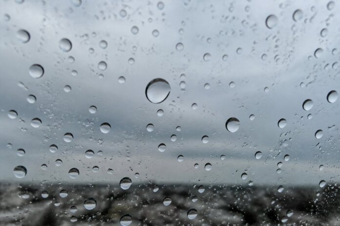 Paraná terá chuva e risco de tempestade no feriadão