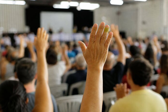 Mil estudantes se mobilizam em Ponta Grossa para campanha de segundo turno