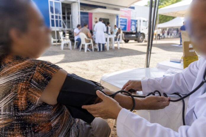 Guarapuava tem Dia D do Outubro Rosa com exames, beleza e serviços no sábado (17)