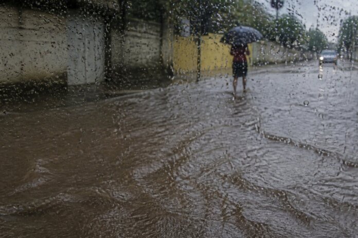 Foz do Iguaçu registra 170 mm de chuva, previsão mantém precipitações até quinta (15)