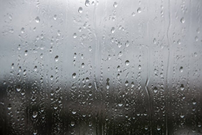 Guaíra tem chuva moderada a forte na quinta (15) com 26°C e umidade alta