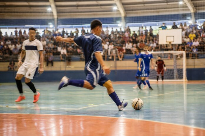 Ponta Grossa abre 18ª edição dos Jogos Estudantis com 2,2 mil alunos