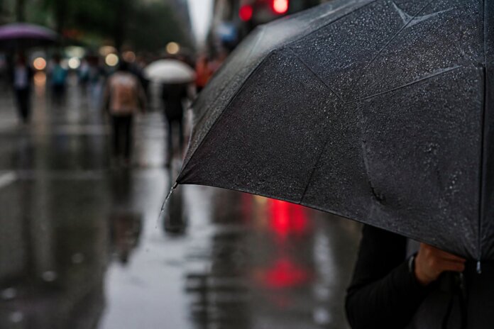 Paraná tem chuva na sexta e sábado; domingo chega ao calor de 35°C