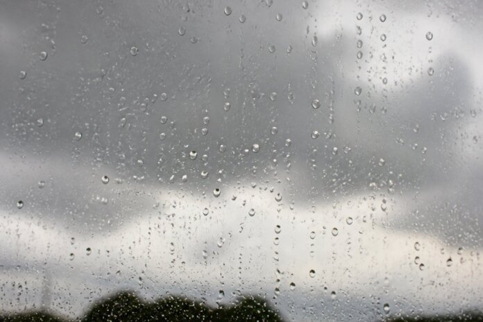 Campos Gerais têm chuva forte nesta quinta-feira (22)
