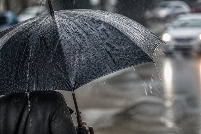 Umuarama terá 31°C nesta sexta (23) e chuva no fim de semana, risco de temporais no Paraná