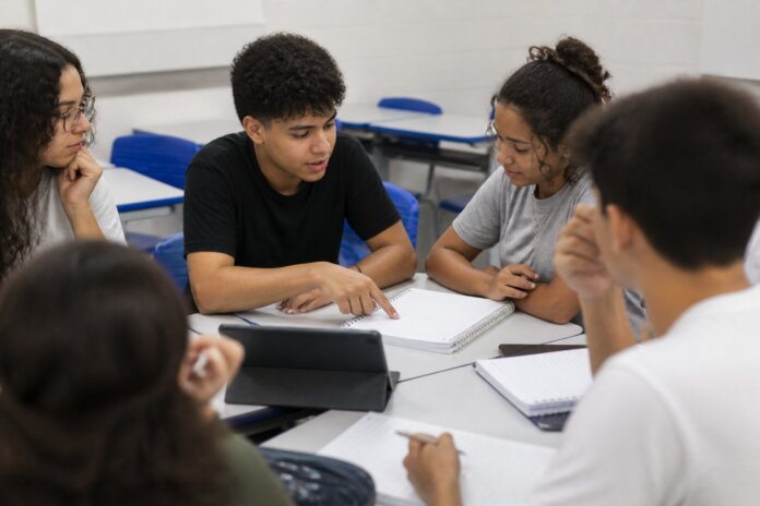 Matrículas e transferências escolares em Paranavaí começam em novembro