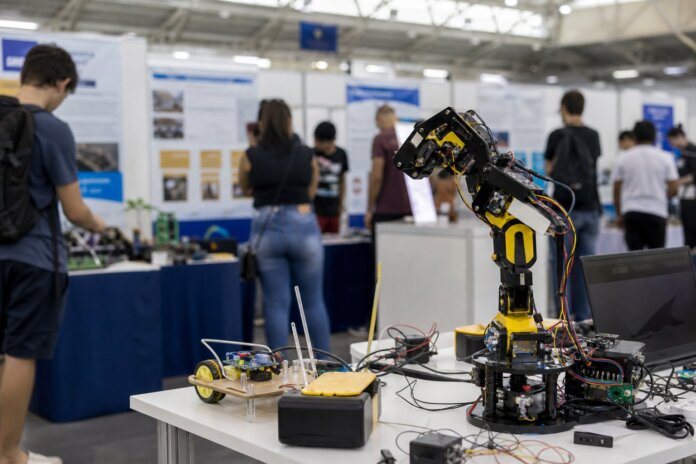 Technicae 2026 reúne dois mil estudantes em feira de ciência na UTFPR de Medianeira