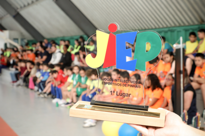 Pinhais coroa campeões nos Jogos Intelectivos e Esportivos 2026