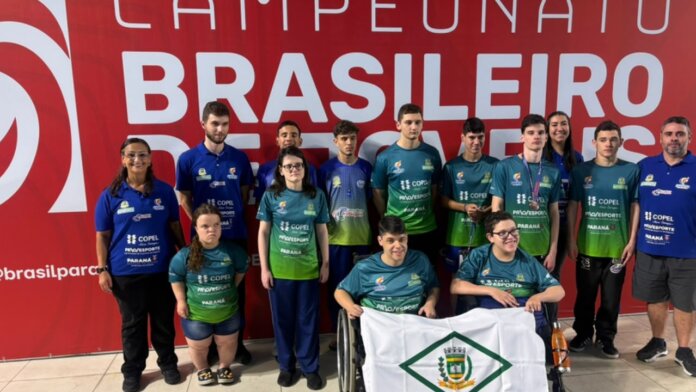 Campo Mourão leva 10 nadadores ao Brasileiro de Natação Paralímpica e conquista medalhas