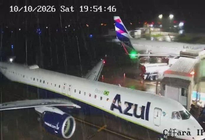 Aeroporto de Cascavel pousa sob chuva, restrições de pista molhada são removidas