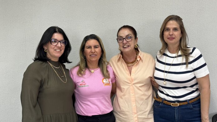 Arapongas celebra mulher rural com café da tarde e reconhece trabalho no campo