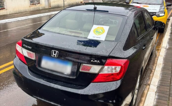 IA localiza Honda Civic roubado em Guarapuava, PM prende dois homens