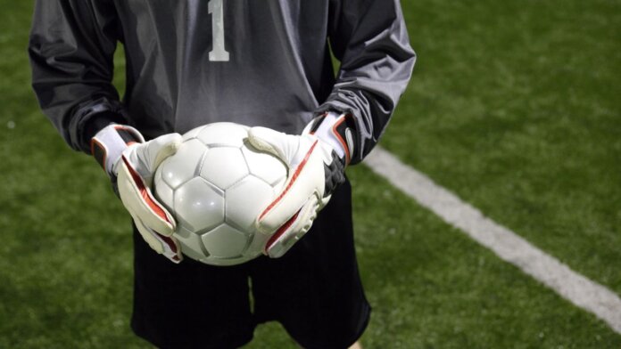 Guaratuba abre inscrições para futebol e goleiros em outubro