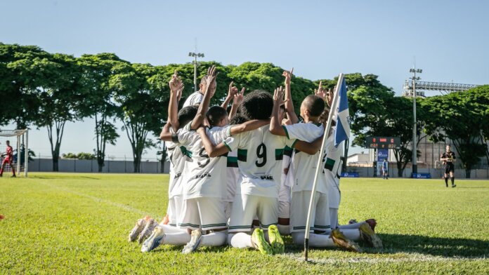 Maringá FC garante acesso à Série B neste sábado contra o Floresta