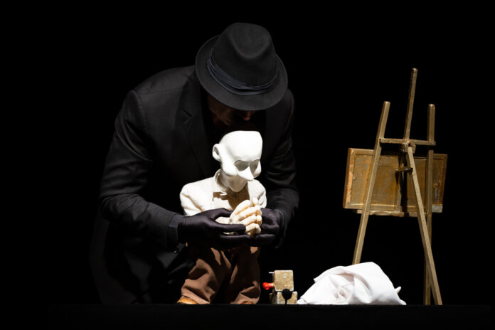 Teatro Barracão recebe espetáculo do Morpheus Teatro nesta quarta (14) em Maringá