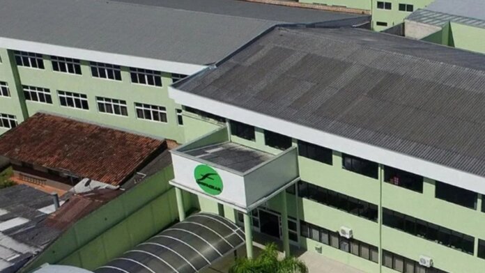 Unifacear abre campus para 2 mil alunos conhecerem profissões