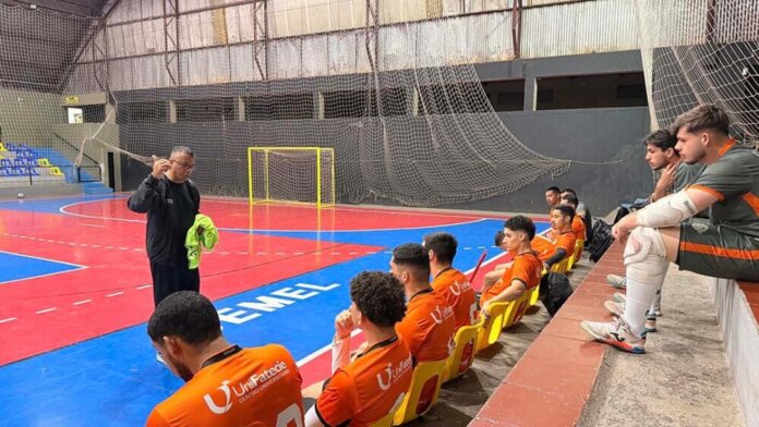 São Lucas enfrenta Maringá Seleto neste sábado pelas oitavas do Paranaense de Futsal
