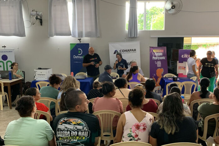 Godoy Moreira recebe Paraná em Ação com carteira de identidade, emprego e divórcio